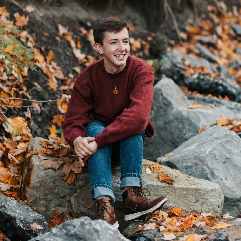 Meet your Posher, Gabriel
